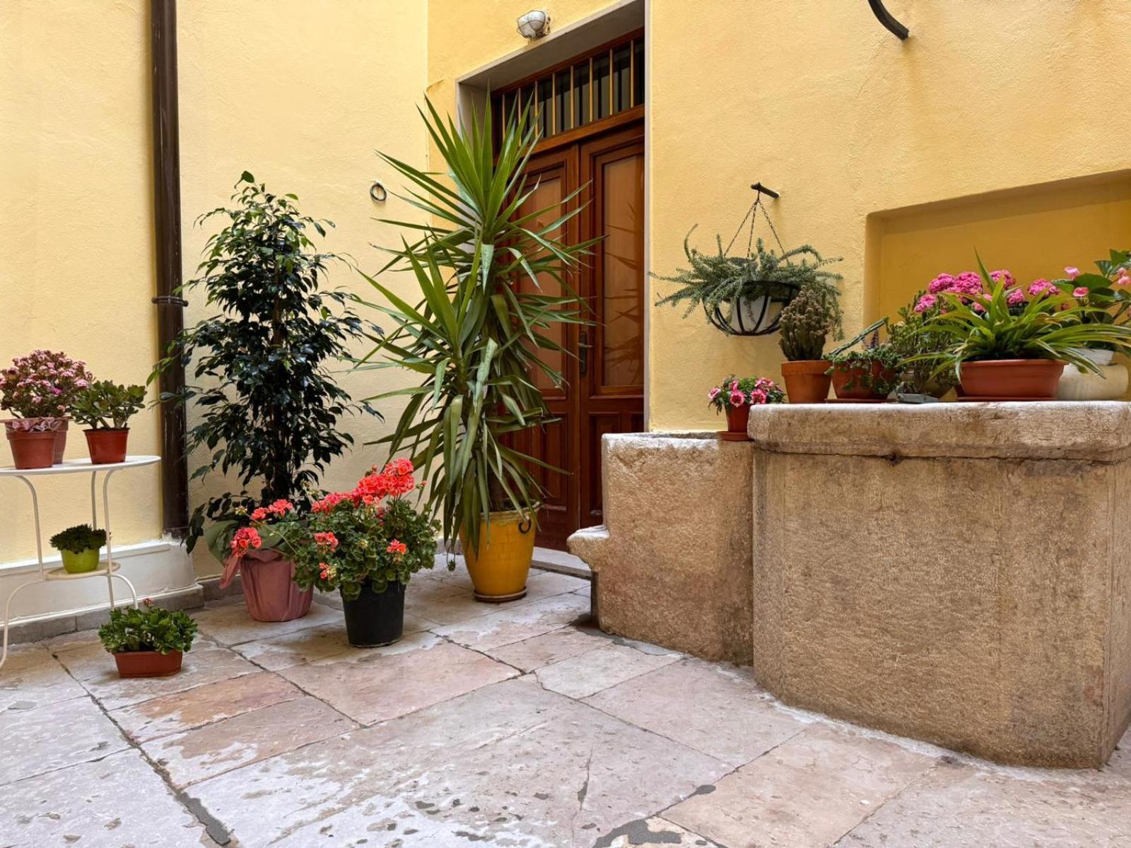 Residenza Gonzaga Hotel Serracapriola Exterior photo